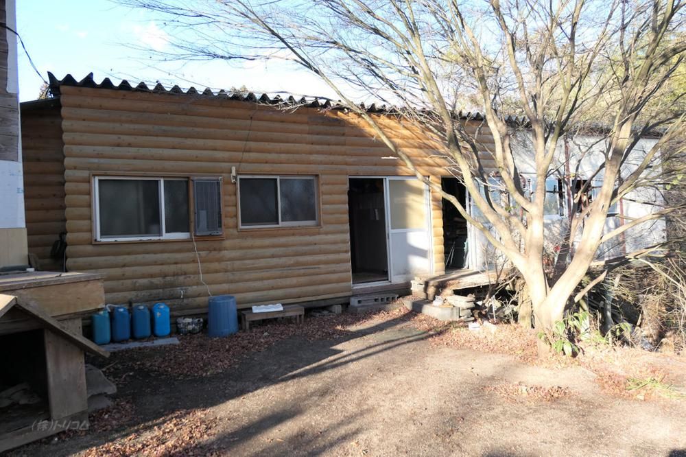 6LDK Country House with Workshop in Hiroshima's Jinseki Highlands - Thumbnail 2