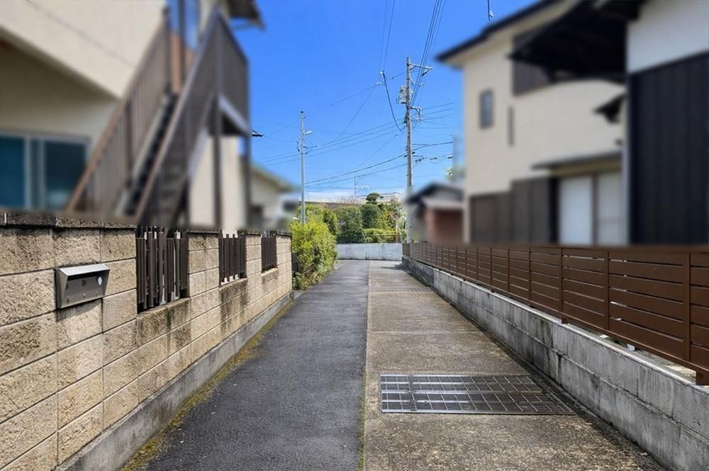 Land for Sale in Minamiashigara Near Wada River Station - Thumbnail 2