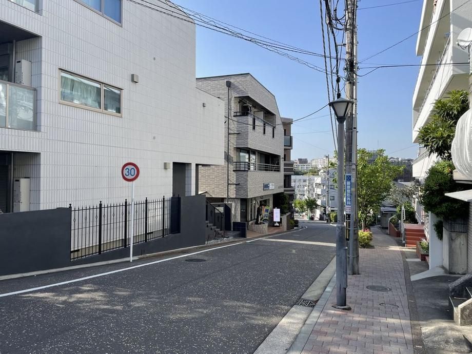 4LDK Detached House for Sale in Kounan, Yokohama - Thumbnail 4