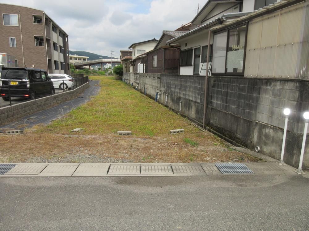 Large 1332 sqm Vacant Land in Miyoshi, Hiroshima for Sale - Thumbnail 4