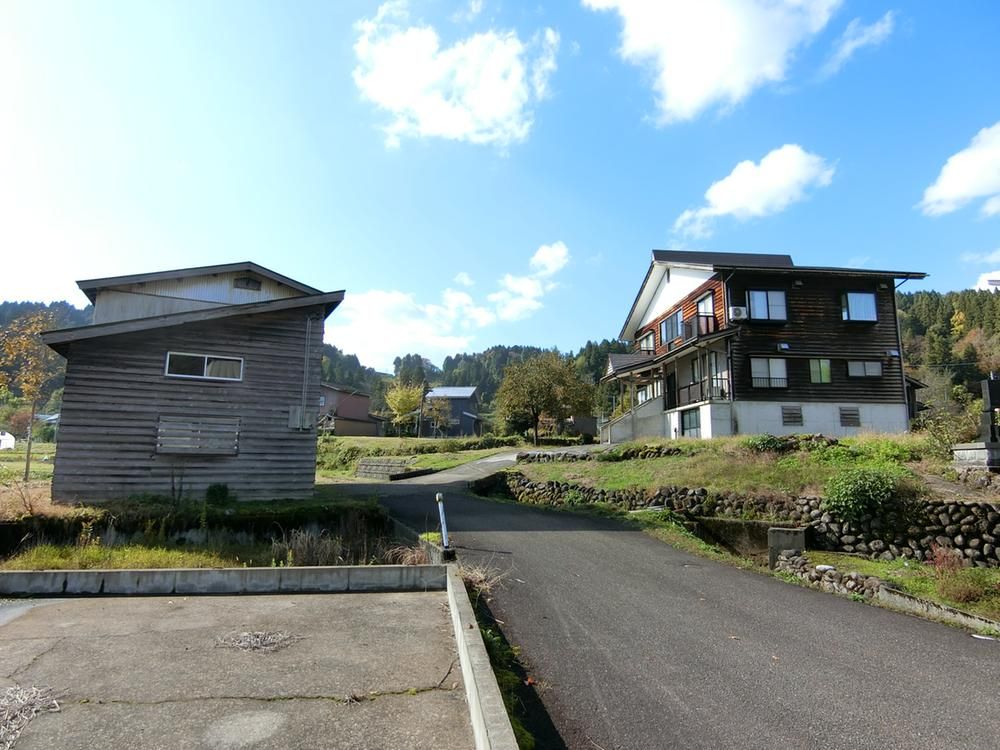 7LDK House for Sale in Joetsu City, Niigata Prefecture - Thumbnail 2