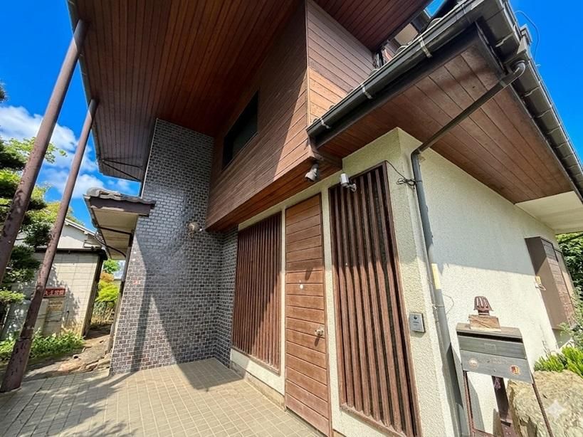 7LDK House with Large Garden for Sale in Hachioji, Tokyo - Thumbnail 2