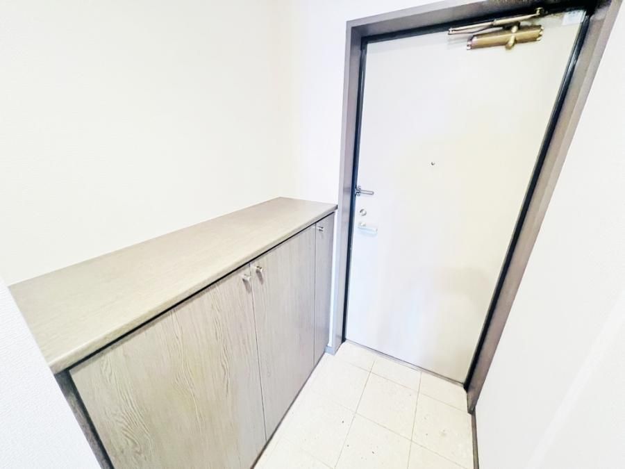2LDK Apartment for Sale in Atsugi City, Kanagawa - Thumbnail 3