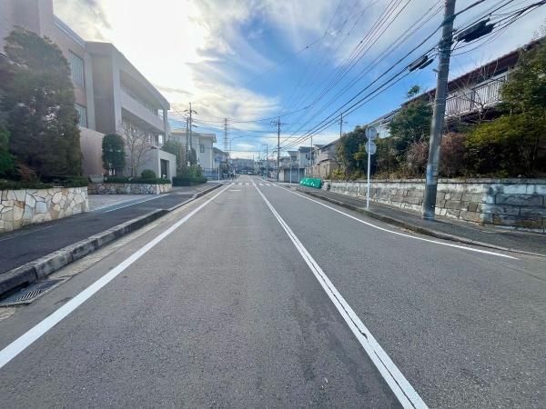 Land for Sale in Matsukazedai, Aoba-ku, Yokohama - 215.76 sqm - Thumbnail 2
