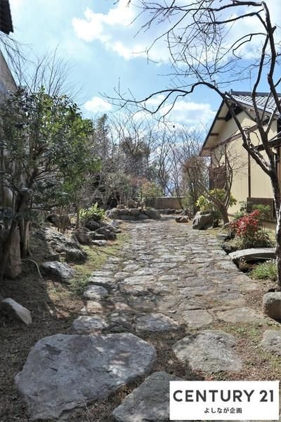 6LDK House with 1457m2 Land in Kokurakita, Kitakyushu - Thumbnail 2