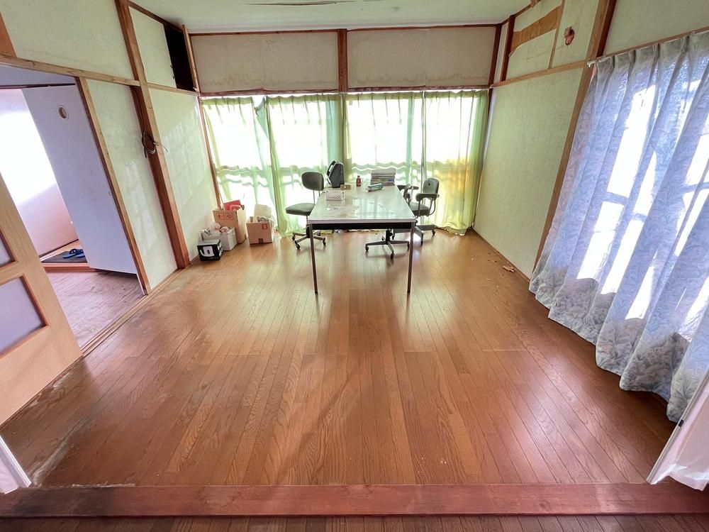Spacious 6DK House with Shop and Warehouse in Joetsu, Niigata - Thumbnail 4