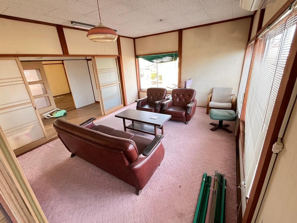 Spacious 6DK House with Shop and Warehouse in Joetsu, Niigata - Thumbnail 2