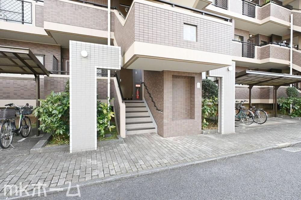 3LDK Apartment for Sale in Kashiwa, Chiba - 74.76m² - Thumbnail 4