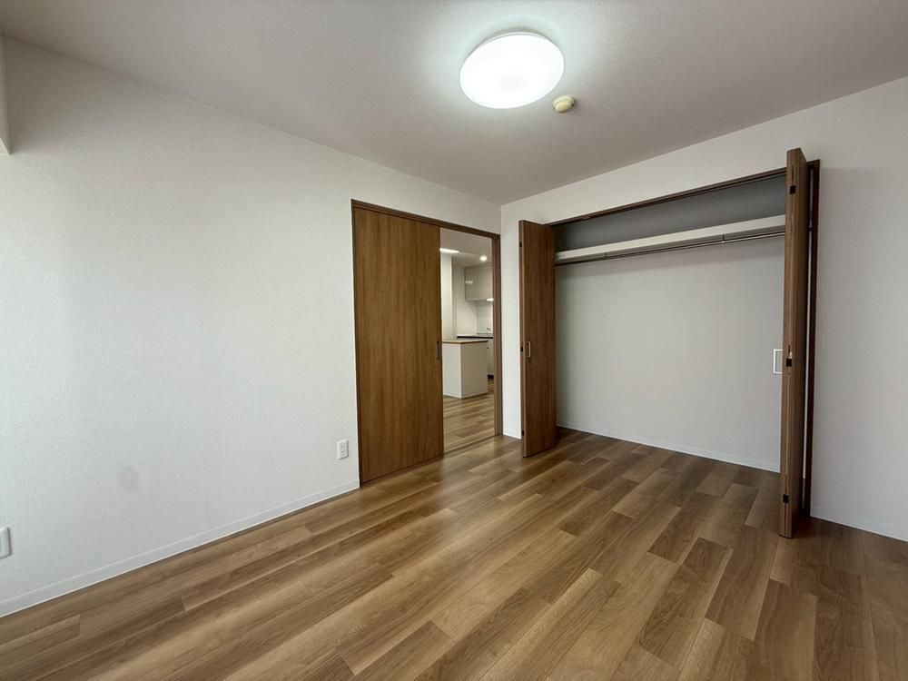 3LDK Apartment for Sale Near Kotoni Station, Sapporo - Thumbnail 3
