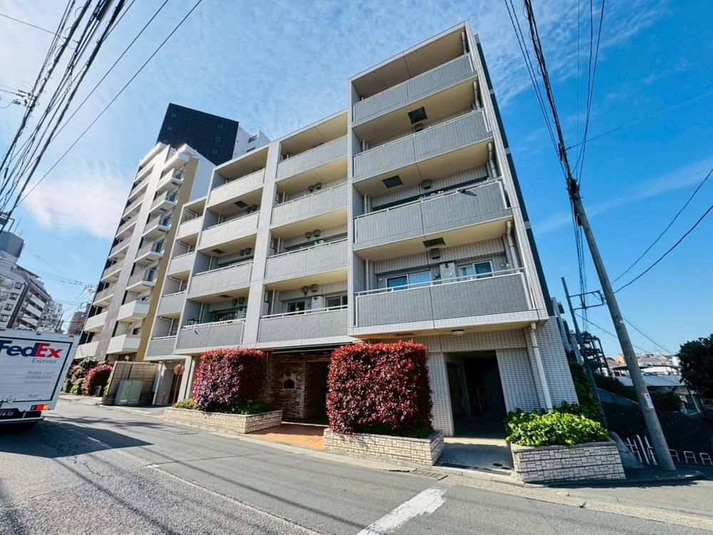 Renovated 1LDK Apartment in Machida, Tokyo - 56m2 - Thumbnail 3