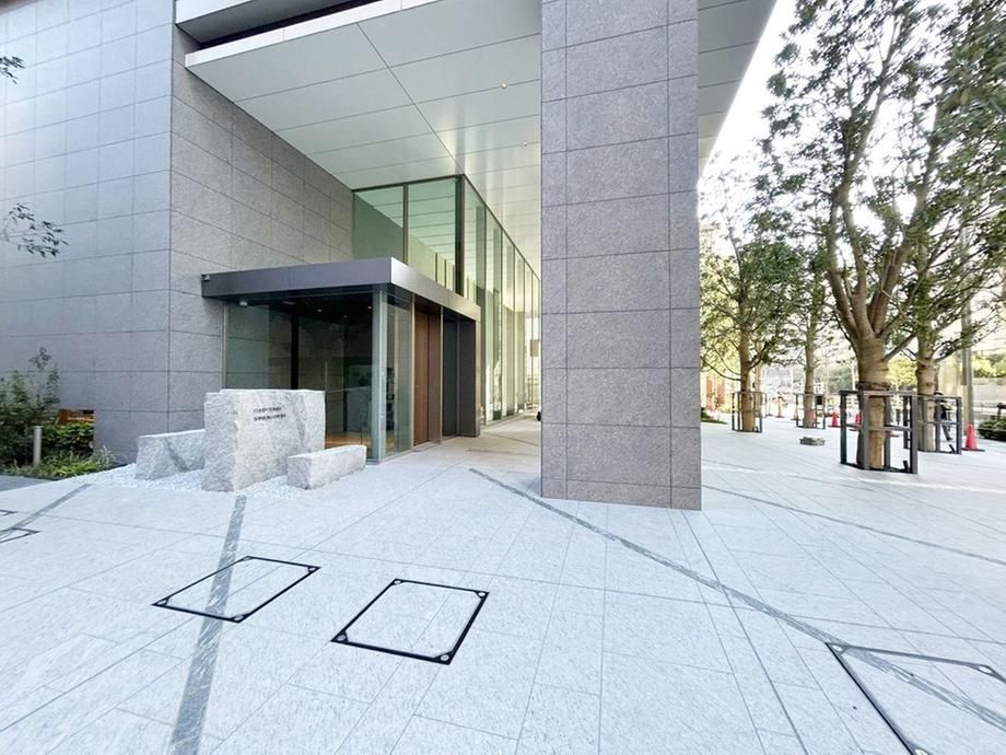 Classy Tower Shinjuku Gyoen - 2LDK Apartment for Sale in Shinjuku, Tokyo - Thumbnail 2