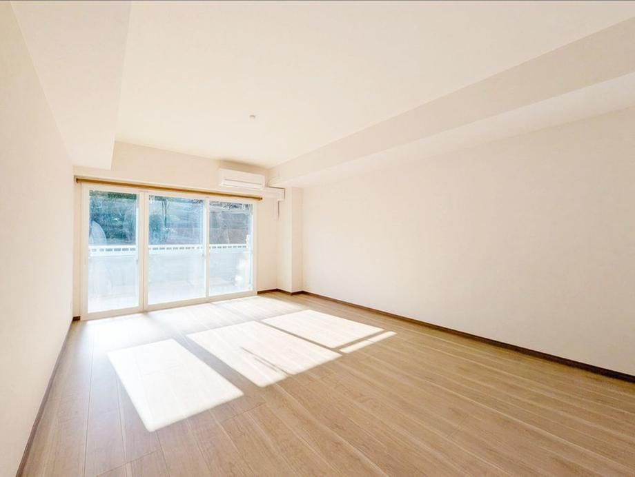 Renovated 2LDK Apartment in Funabashi, Chiba - 71.43m² - Thumbnail 4