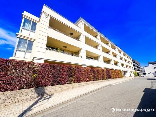 3LDK Apartment in Totsuka-ku, Yokohama - 70sqm - Thumbnail 2