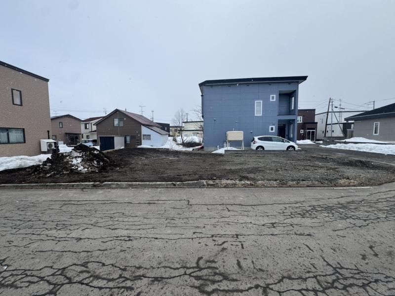 Land for Sale in Ebetsu City - 228m2 Corner Lot - Thumbnail 3