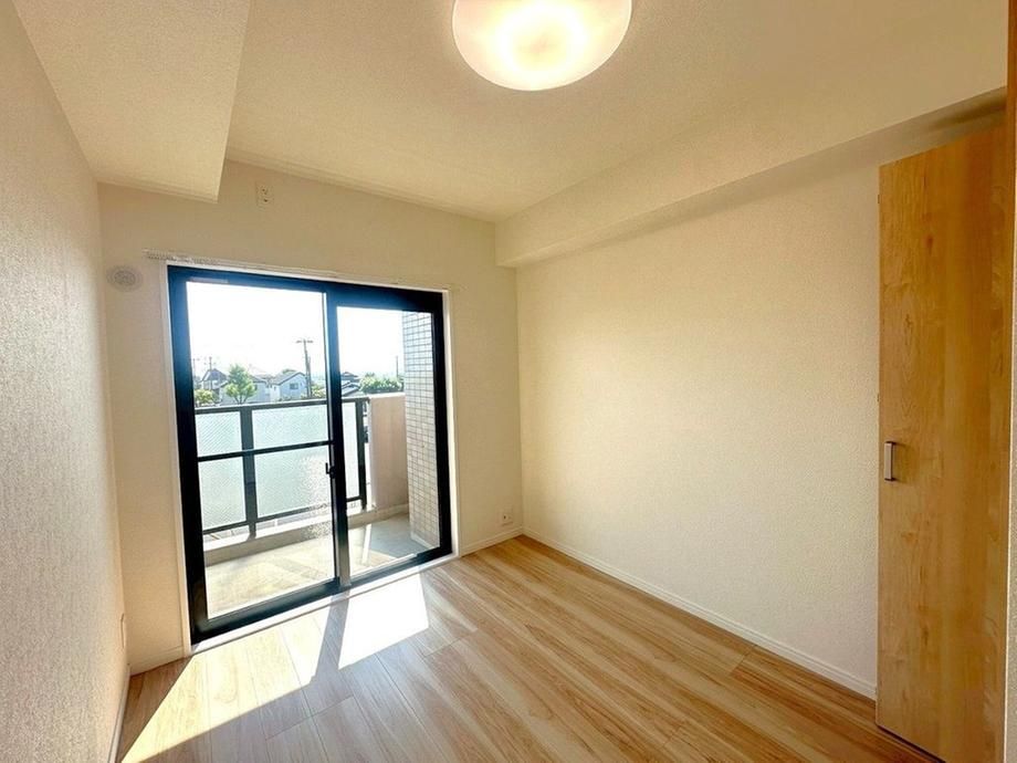 Renovated 3LDK Apartment for Sale in Sendai, Miyagi - 63.1m2 - Thumbnail 4