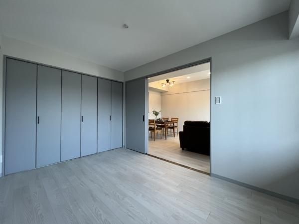 Renovated 3LDK Apartment for Sale in Kiyota-ku, Sapporo - Thumbnail 4