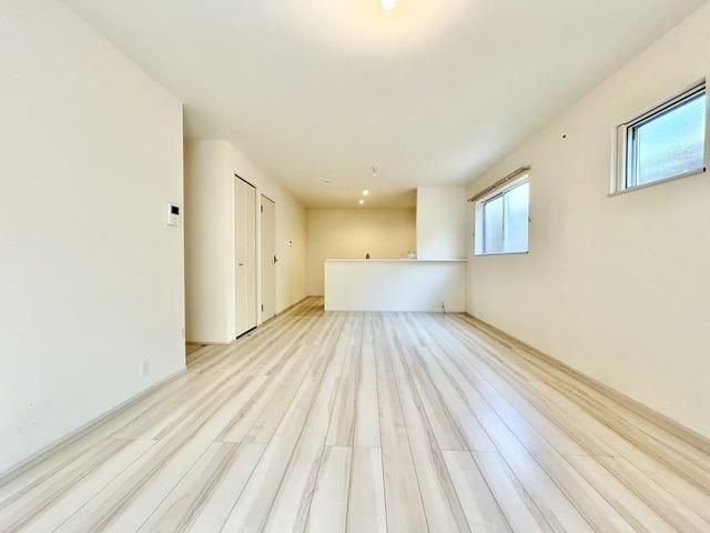3LDK Detached House for Sale in Kita-ku, Saitama City - Thumbnail 3