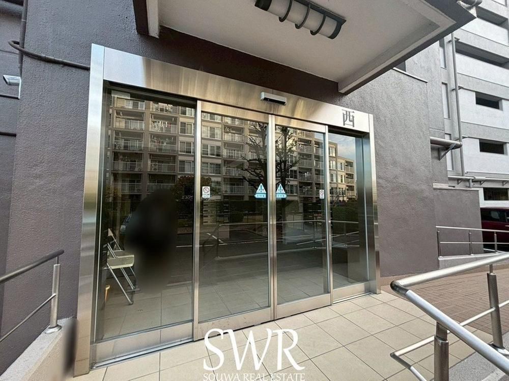 Renovated 2LDK Apartment Near Kamishidori Station, Nagoya - Thumbnail 4