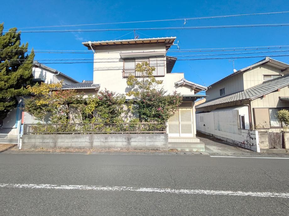 5LDK Detached House for Sale in Shimada, Shizuoka - 4.9M Yen - Thumbnail 2