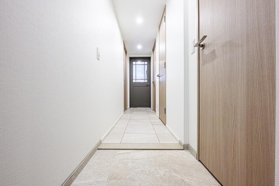 2LDK+S Apartment for Sale in Tsurumi, Yokohama - Thumbnail 4