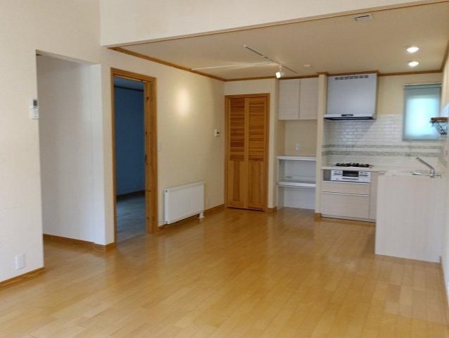 3LDK House for Sale in Kushiro, Hokkaido - 79.93 sqm - Thumbnail 3