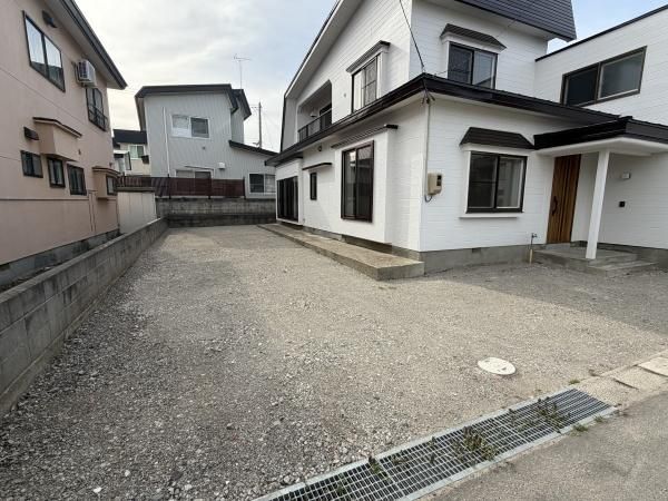 Renovated 5LDK House for Sale in Hirosaki, Aomori - Thumbnail 2