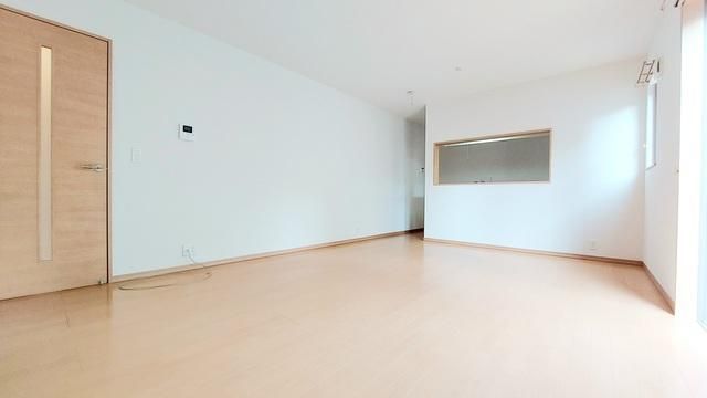 Renovated 4LDK House in Tokorozawa with 2 Car Spaces - Thumbnail 4