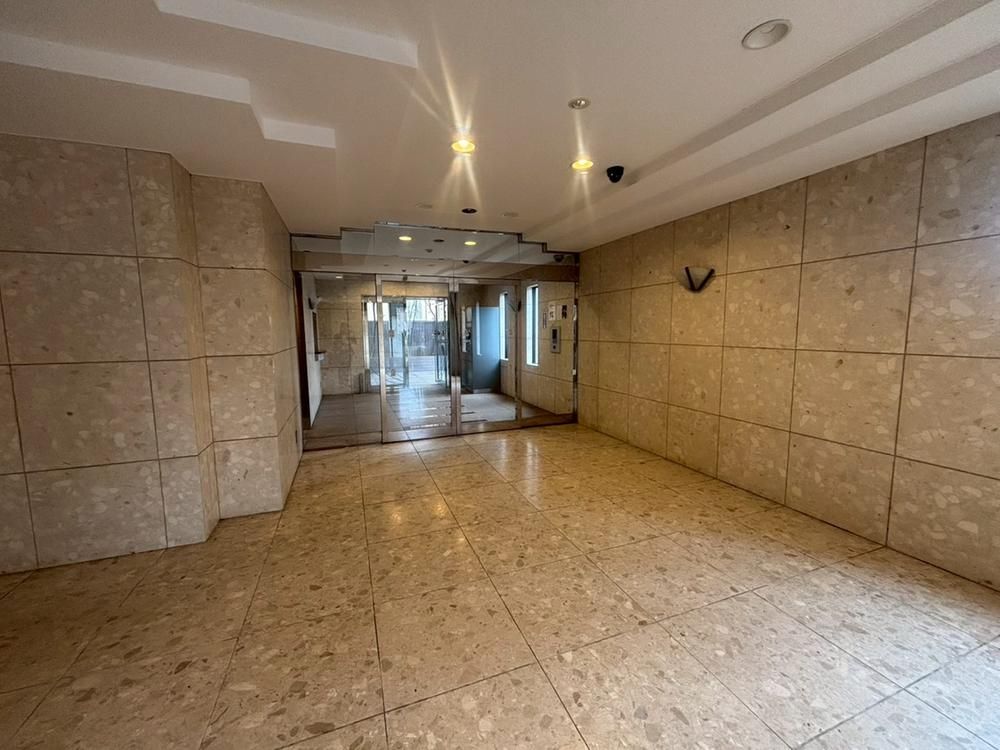 3LDK Apartment for Sale in Ichinomiya, Aichi - 73m² - Thumbnail 3