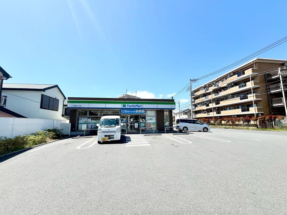 2LDK Apartment for Sale in Yamato, Kanagawa - 49.84m2 - Thumbnail 3