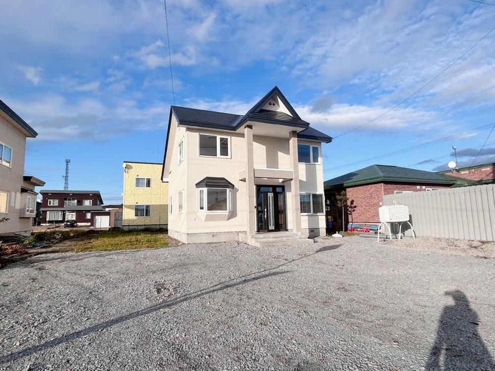 Renovated 3LDK House Near Nai-e Station in Fukagawa, Hokkaido - Thumbnail 3