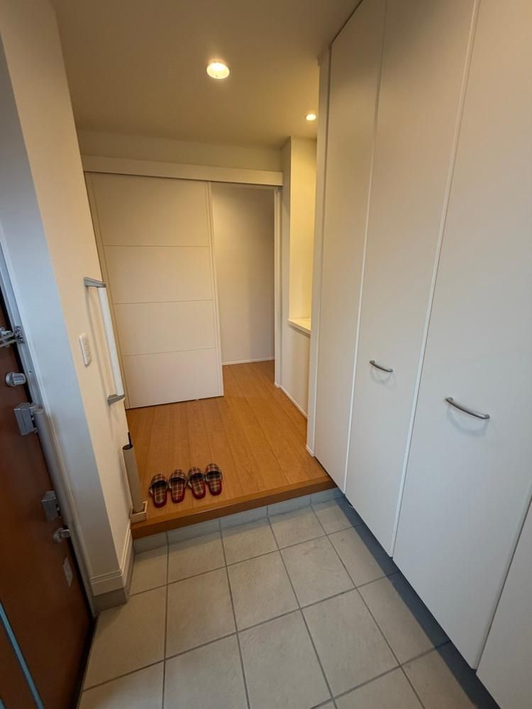 Toyota Home in Matsumoto with Solar Panels & South-Facing Rooms - Thumbnail 3