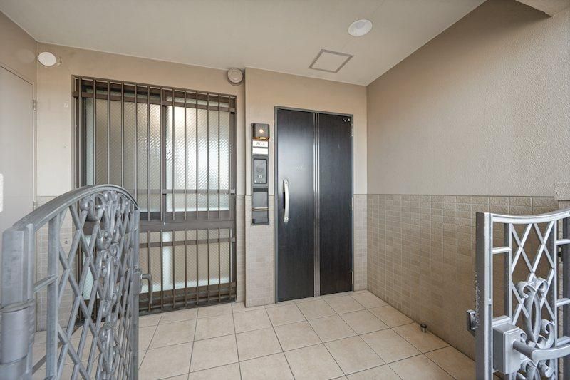 Renovated 3LDK Apartment in Miyagino-ku, Sendai - 76.33m2 - Thumbnail 3