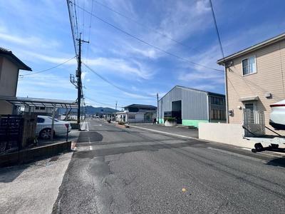 5LDK Custom-Built Home in Higashiomi, Shiga - 49.8 Million Yen — Street, Higashiomi, Shiga