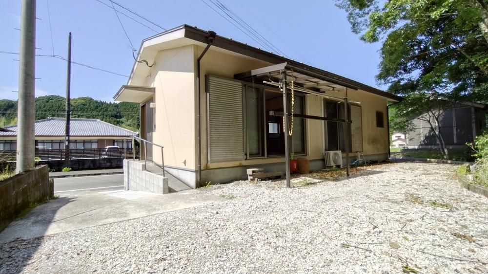 1LDK House for Sale in Miyazaki City, Miyazaki Prefecture - Thumbnail 2