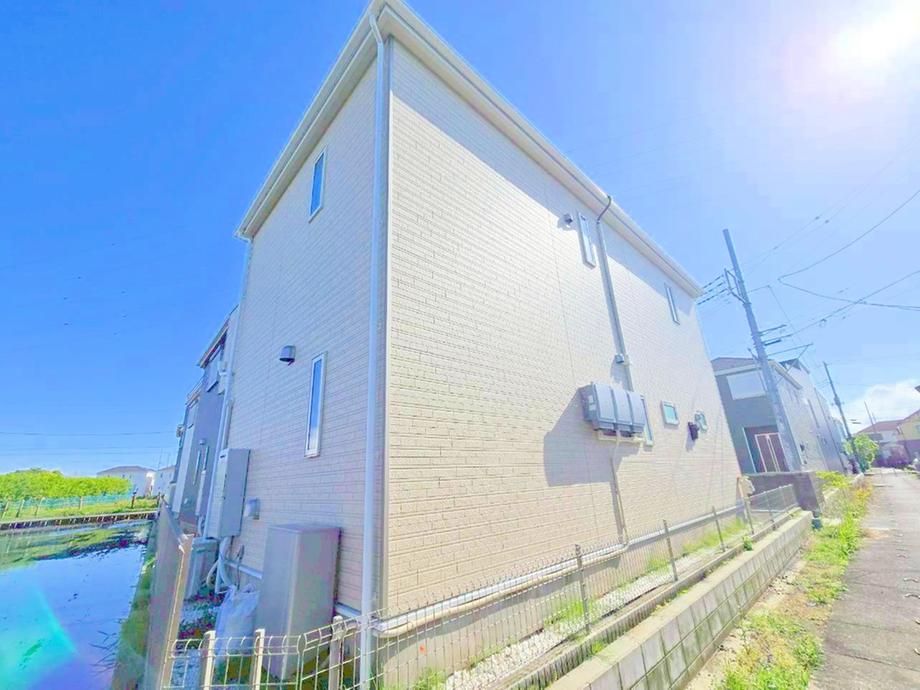 Modern 3LDK House in Chigasaki with Solar Power - Thumbnail 2
