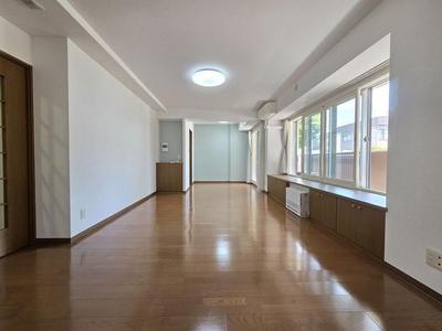 3LDK Renovated Apartment for Sale in Higashi-ku, Sapporo — Interior, Higashi, Hokkaido
