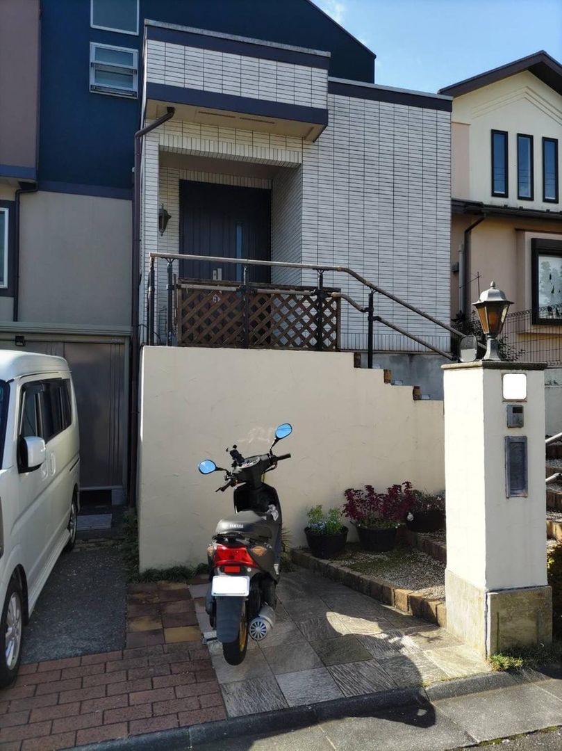 4LDK House for Sale in Hachioji, Tokyo - 192.36m² Land - Thumbnail 2