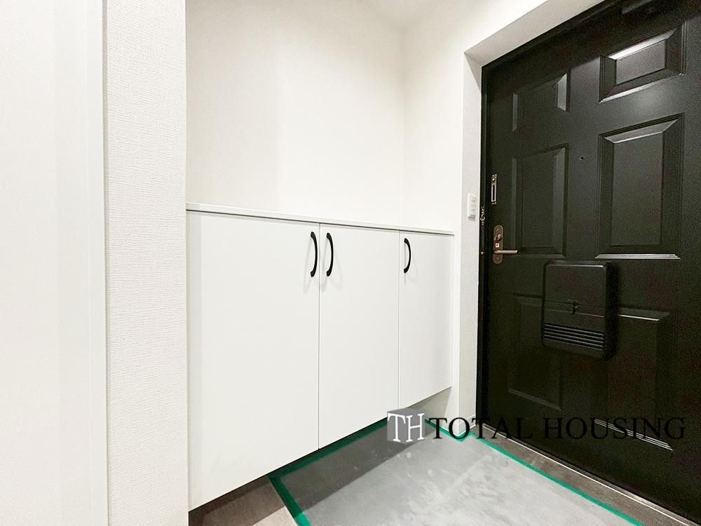Renovated 3LDK Apartment for Sale in Central Sapporo, Hokkaido - Thumbnail 4