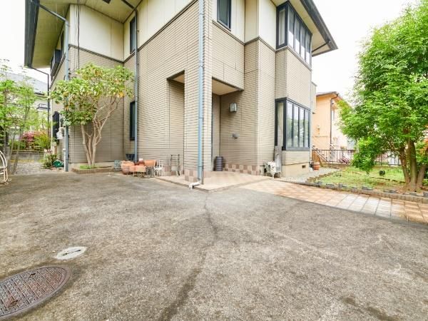 4LDK House for Sale in Tama City, Tokyo – 158m² - Thumbnail 4