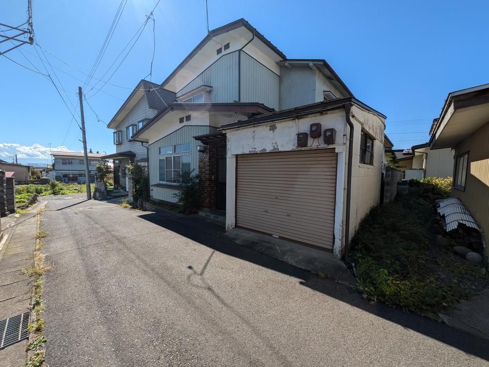 5LDK Used House for Sale in Nanyo City, Yamagata - Thumbnail 2