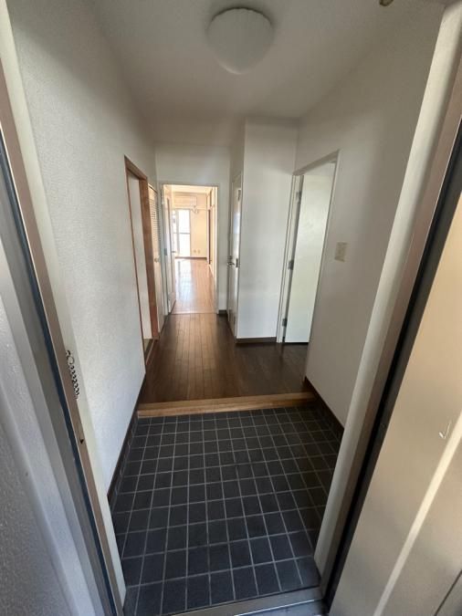 3LDK Apartment for Sale in Narashino, Chiba - 70.94m2 - Thumbnail 3