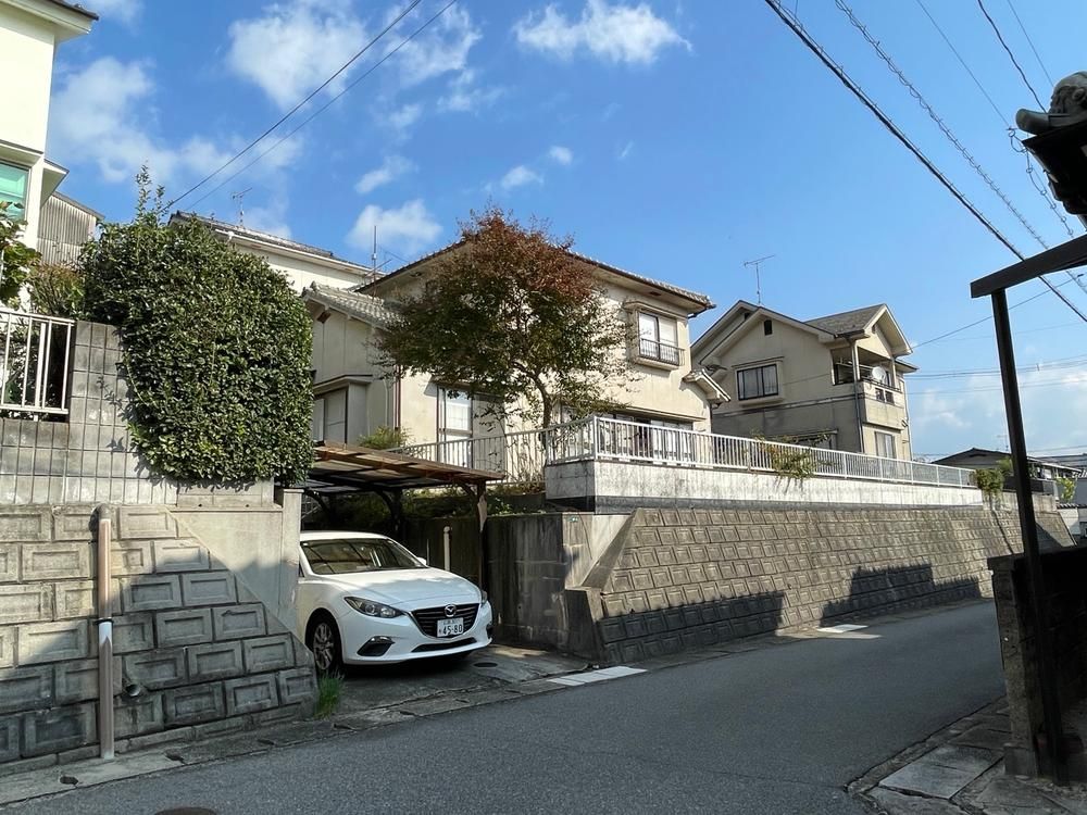 6DK Resale House in Higashihiroshima, 307sqm Land - Thumbnail 2