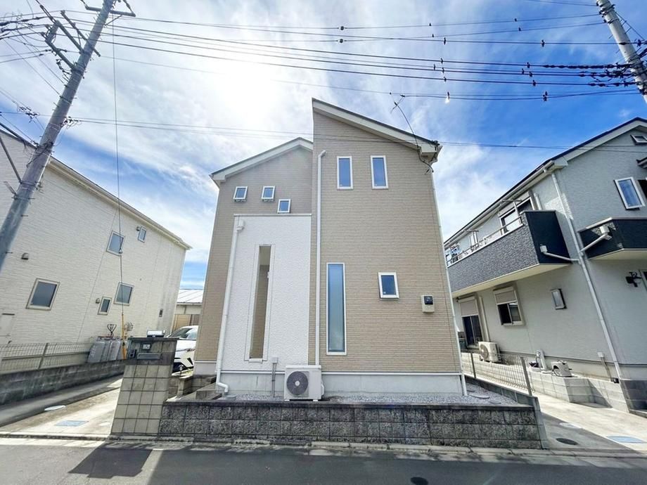 3LDK Detached House for Sale in Akiruno City, Tokyo - Thumbnail 2