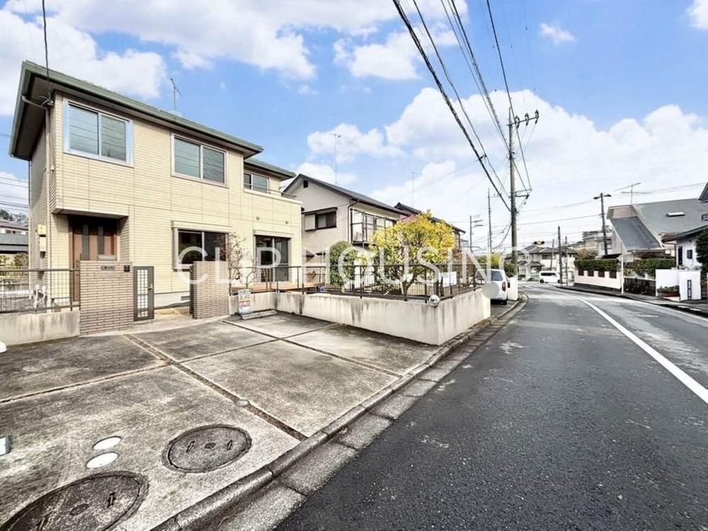 Renovated 3LDK House for Sale in Hadano, Kanagawa - Thumbnail 2