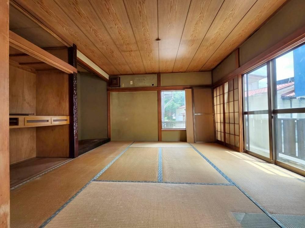 4LDK Resale House in Yokohama Asahi Ward – 8,800,000 Yen - Thumbnail 3