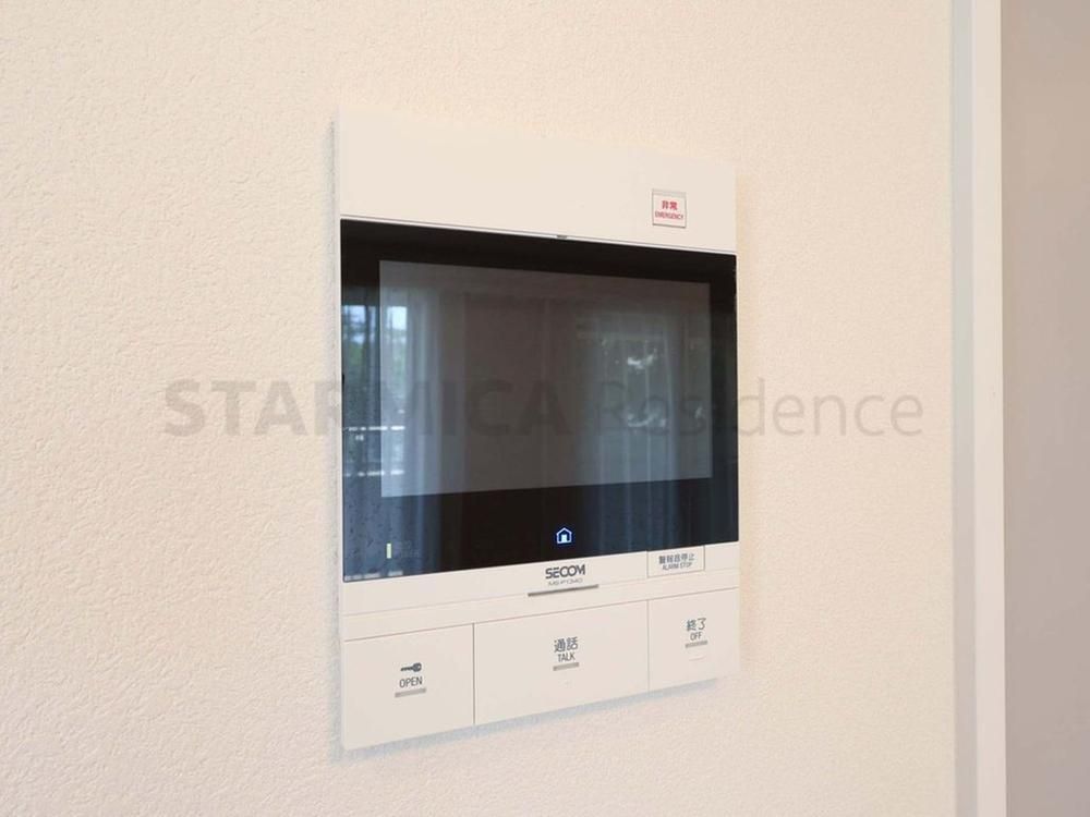 Renovated 2LDK Apartment in Yamate, Yokohama - 86.66 sqm - Thumbnail 4