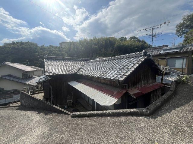 Land for Sale in Kochi City, 147.88 sqm, 6.3 Million Yen - Thumbnail 3