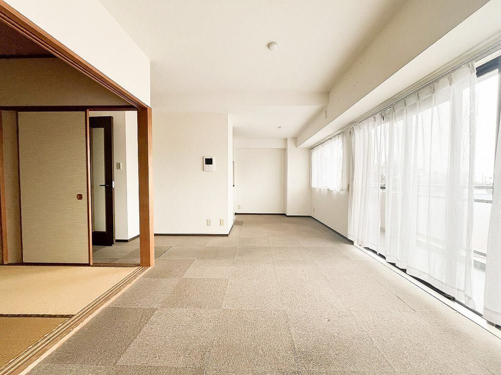 2LDK Apartment for Sale in Sagamihara, Kanagawa - Thumbnail 4