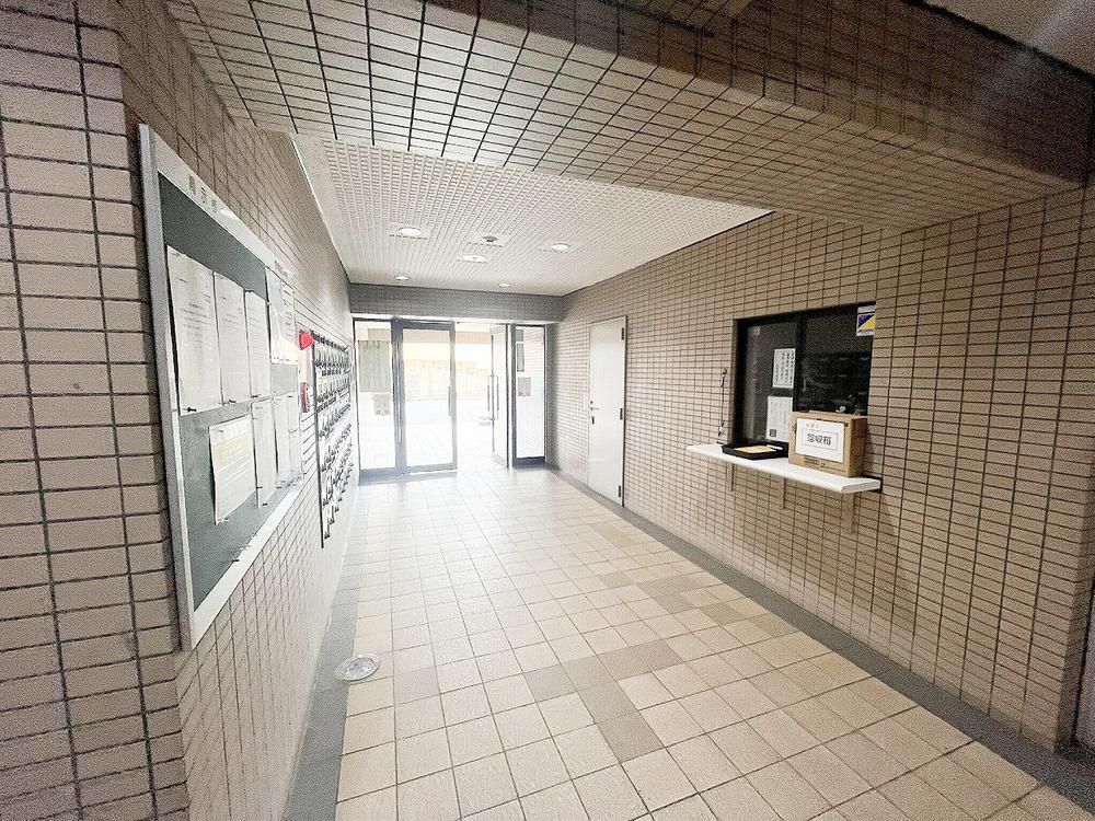 2LDK Apartment for Sale in Sagamihara, Kanagawa - Thumbnail 3