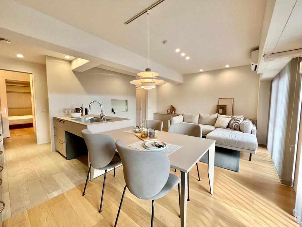 Renovated 2LDK Apartment in Kochi City, 72.38m² - Thumbnail 4